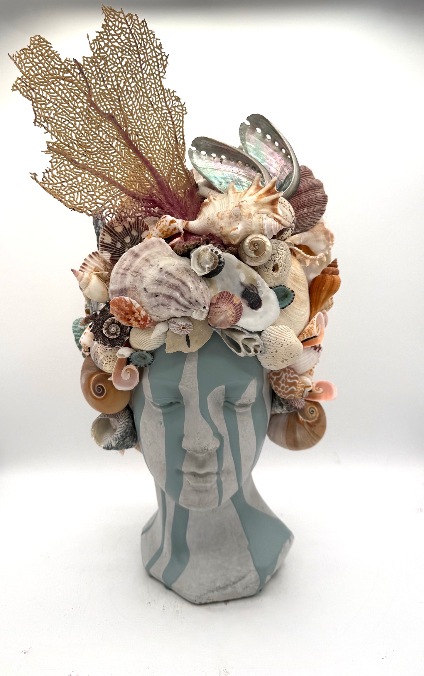 Large Drip Maiden